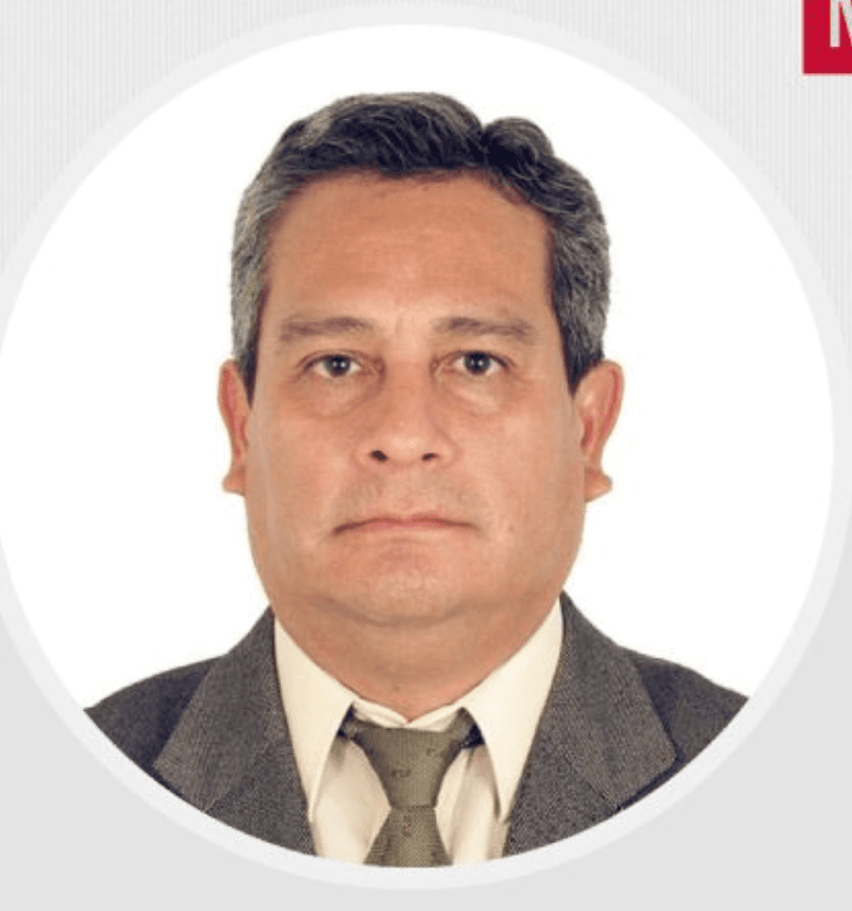 Dr. Miguel Salazar Legua